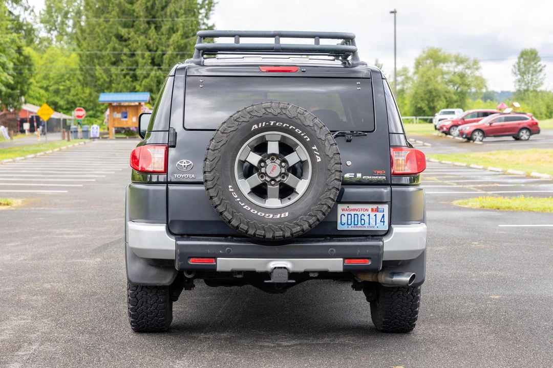 2007 Toyota FJ Cruiser - Image 8 of 31