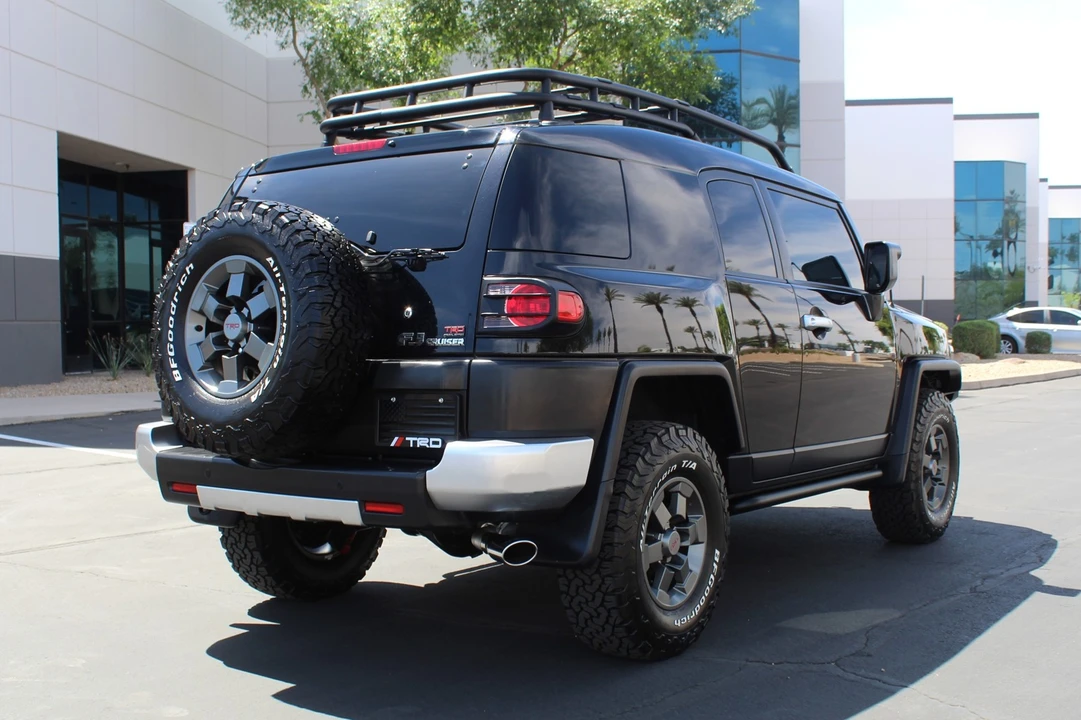 2007 Toyota FJ Cruiser - Image 2 of 7