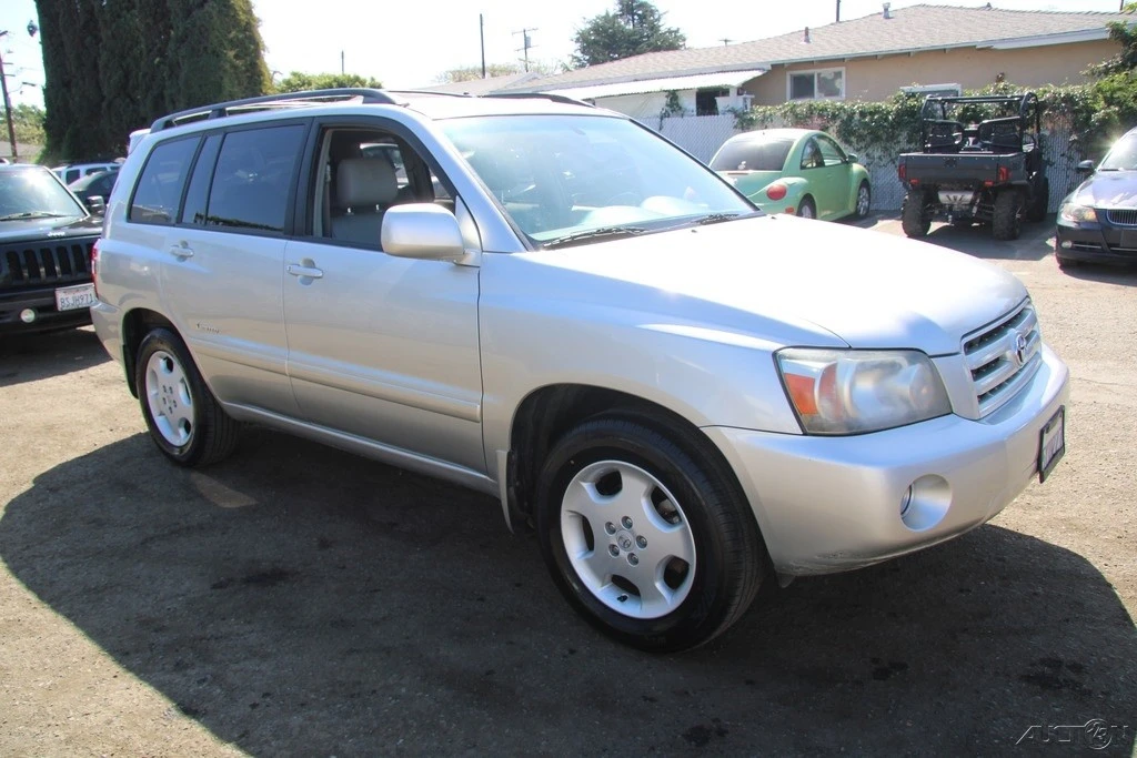 2007 Toyota Highlander - Image 10 of 21