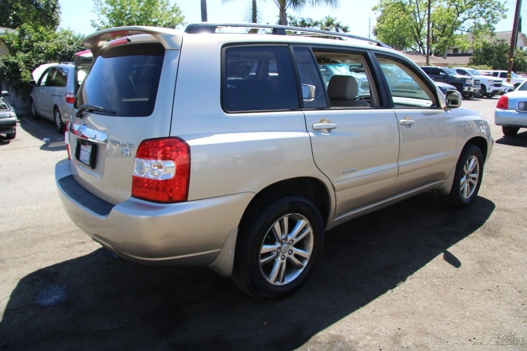 2007 Toyota Highlander - Image 7 of 24
