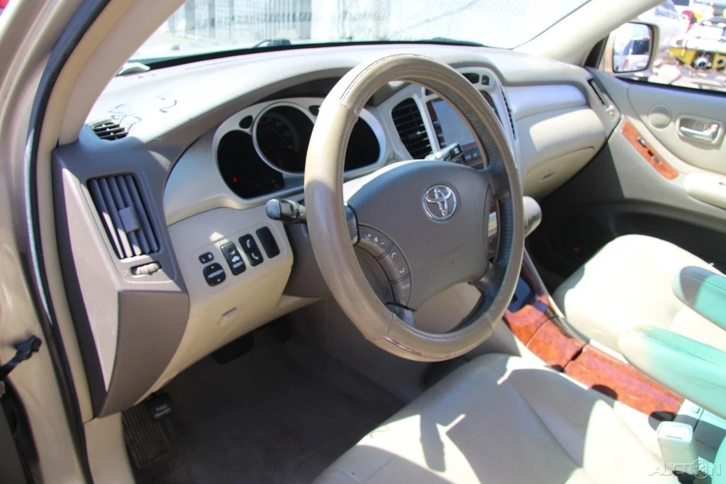 2007 Toyota Highlander - Image 16 of 24