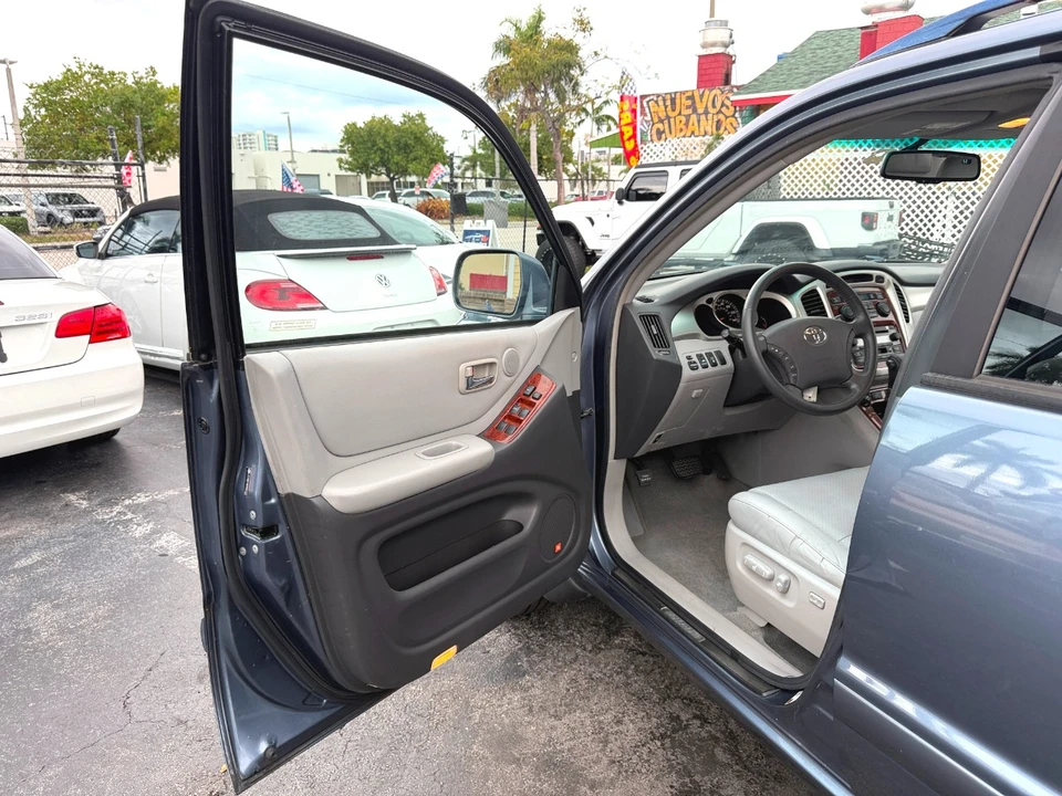 2007 Toyota Highlander - Image 20 of 21