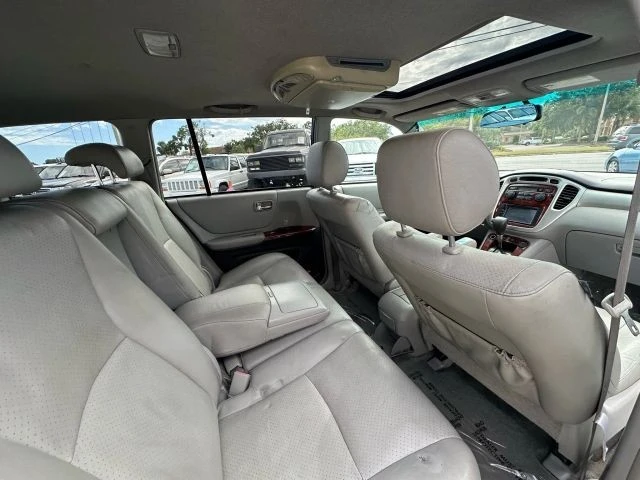 2007 Toyota Highlander - Image 9 of 18