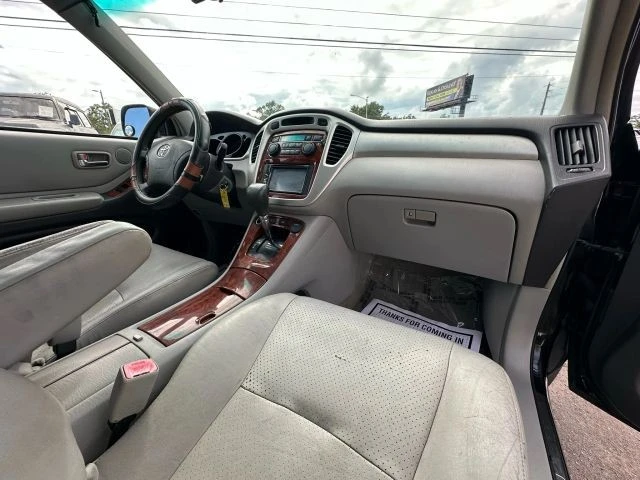 2007 Toyota Highlander - Image 8 of 18