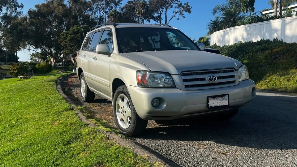 2007 Toyota Highlander - Image 2 of 11