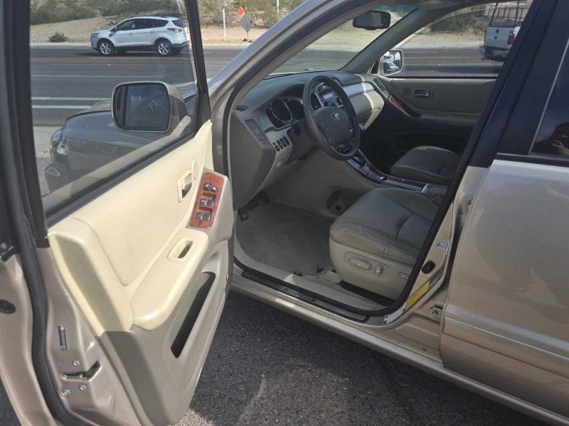 2007 Toyota Highlander - Image 9 of 21