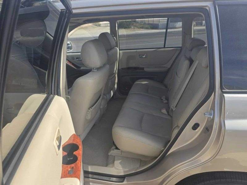 2007 Toyota Highlander - Image 17 of 21