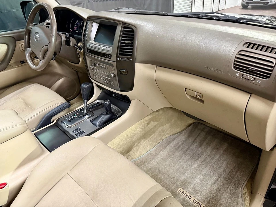 2007 Toyota J100 Land Cruiser - Image 17 of 21