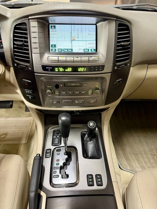 2007 Toyota J100 Land Cruiser - Image 16 of 21