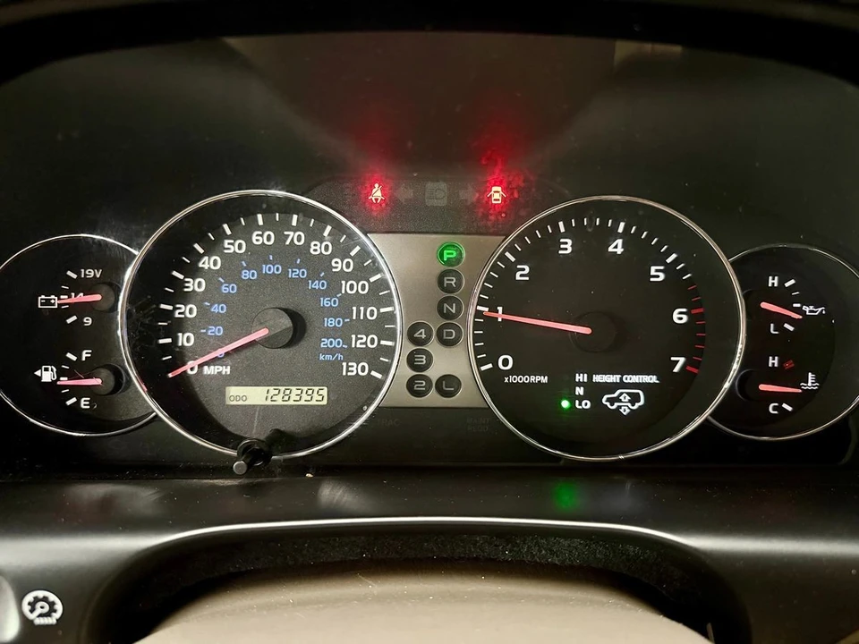 2007 Toyota J100 Land Cruiser - Image 13 of 21