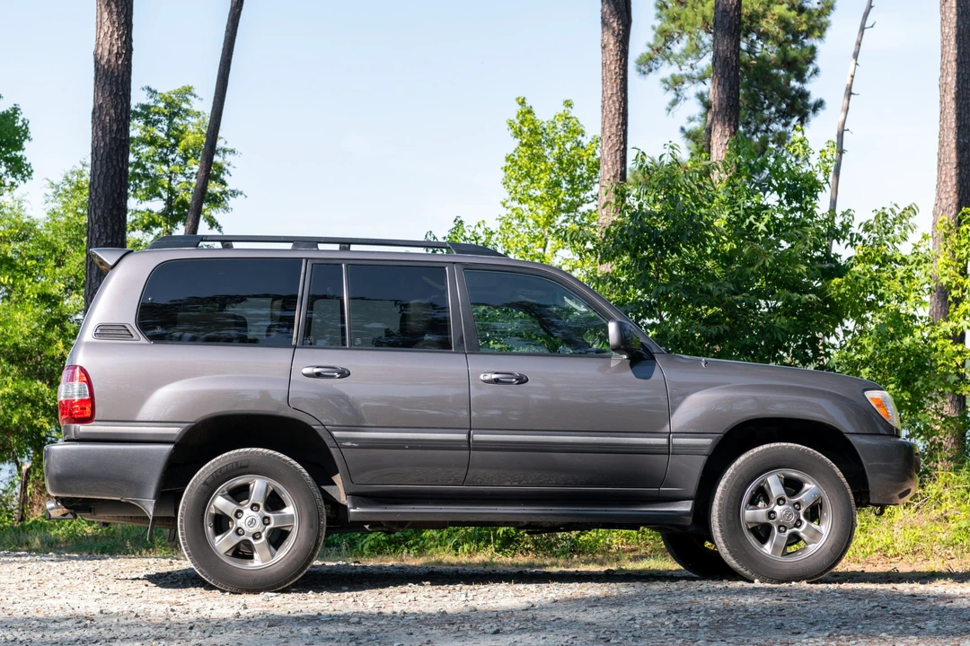 2007 Toyota J100 Land Cruiser - Image 7 of 31