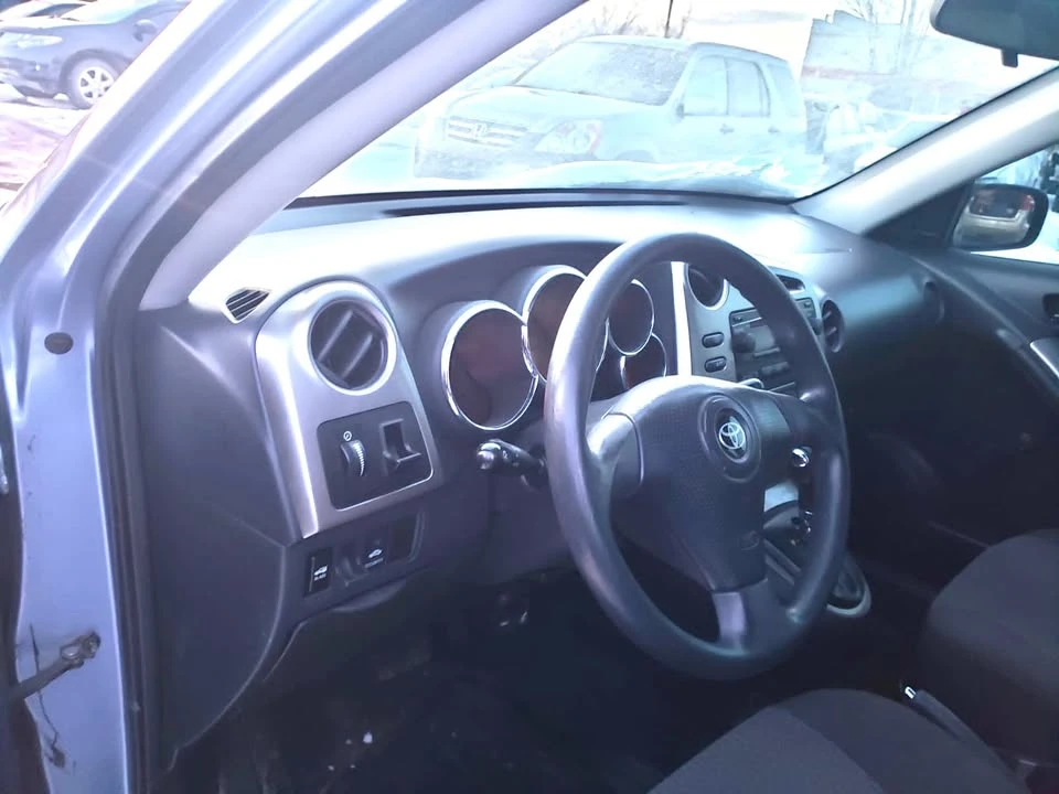 2007 Toyota Matrix 1st Gen - Image 9 of 12