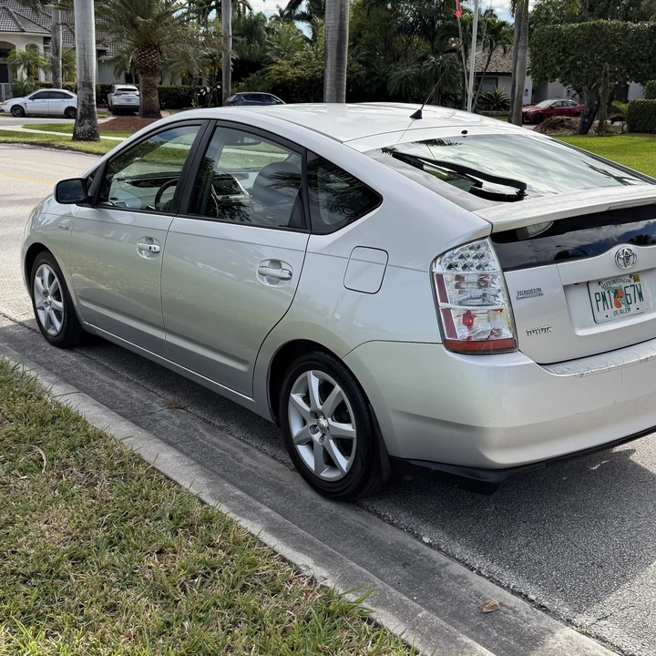 2007 Toyota Prius 2nd Gen - Image 9 of 21