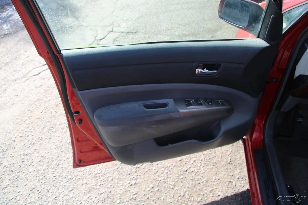 2007 Toyota Prius 2nd Gen - Image 12 of 21