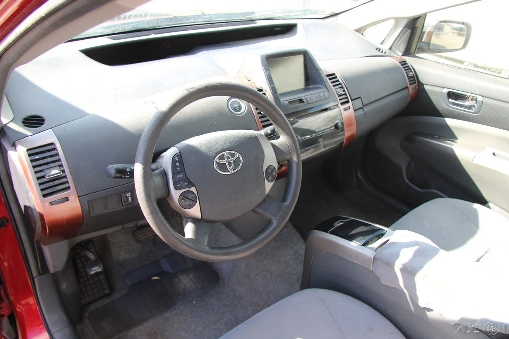 2007 Toyota Prius 2nd Gen - Image 14 of 21