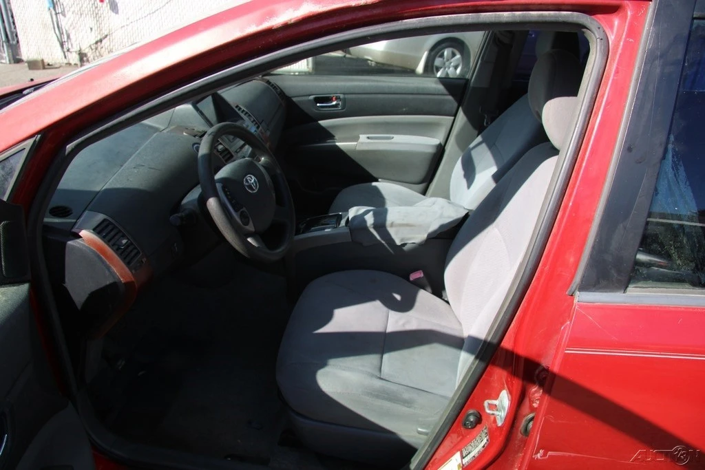 2007 Toyota Prius 2nd Gen - Image 13 of 21