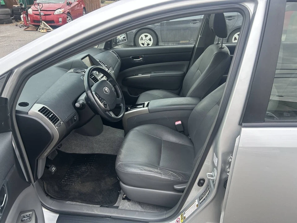 2007 Toyota Prius 2nd Gen - Image 13 of 21