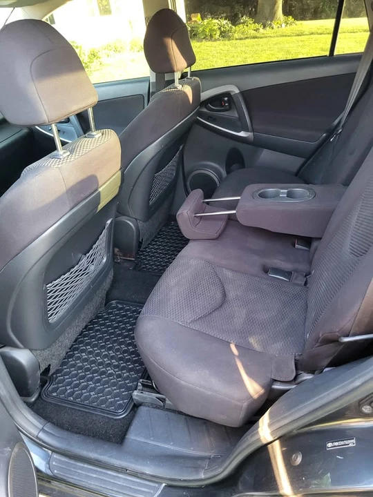 2007 Toyota RAV4 3rd Gen - Image 5 of 10