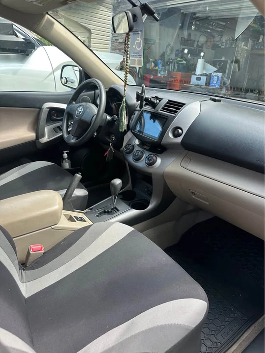 2007 Toyota RAV4 3rd Gen - Image 5 of 12