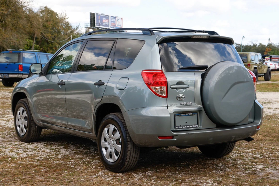 2007 Toyota RAV4 3rd Gen - Image 5 of 12