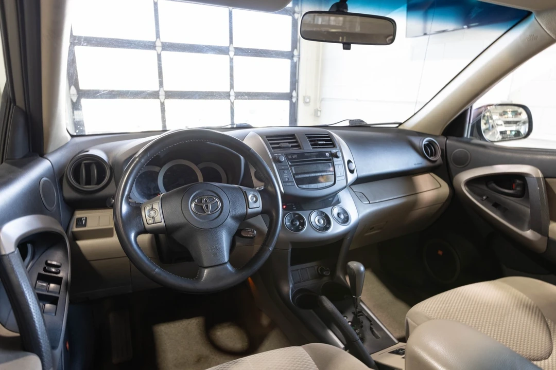 2007 Toyota RAV4 3rd Gen - Image 16 of 21