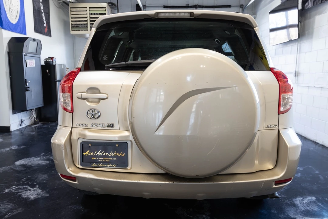2007 Toyota RAV4 3rd Gen - Image 5 of 21