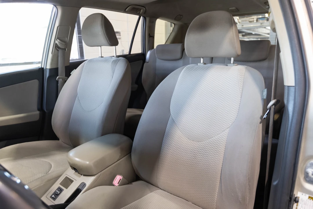 2007 Toyota RAV4 3rd Gen - Image 17 of 21