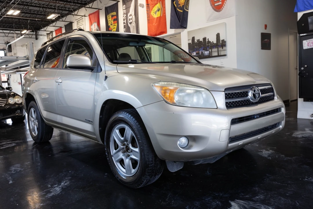 2007 Toyota RAV4 3rd Gen - Image 13 of 21