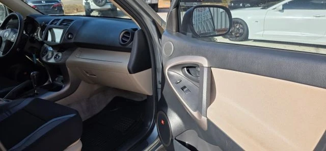 2007 Toyota RAV4 3rd Gen - Image 16 of 21