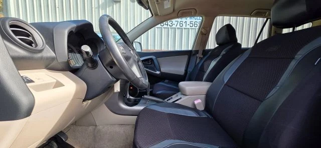 2007 Toyota RAV4 3rd Gen - Image 11 of 21