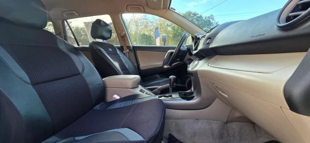 2007 Toyota RAV4 3rd Gen - Image 15 of 21
