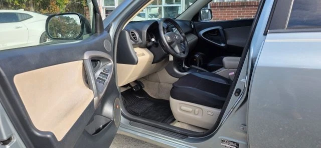 2007 Toyota RAV4 3rd Gen - Image 10 of 21