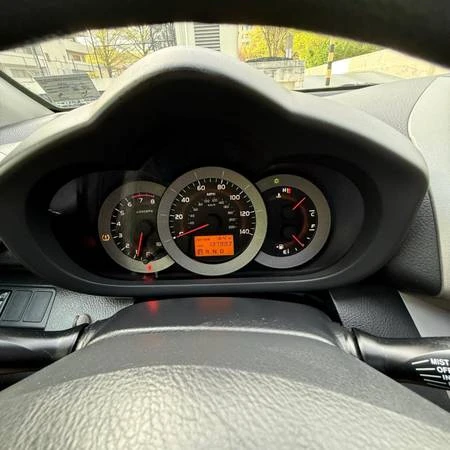 2007 Toyota RAV4 3rd Gen - Image 12 of 18