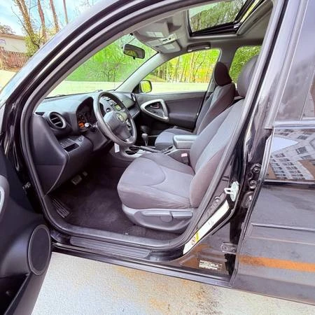 2007 Toyota RAV4 3rd Gen - Image 9 of 18