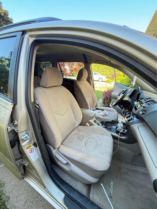 2007 Toyota RAV4 3rd Gen - Image 9 of 11