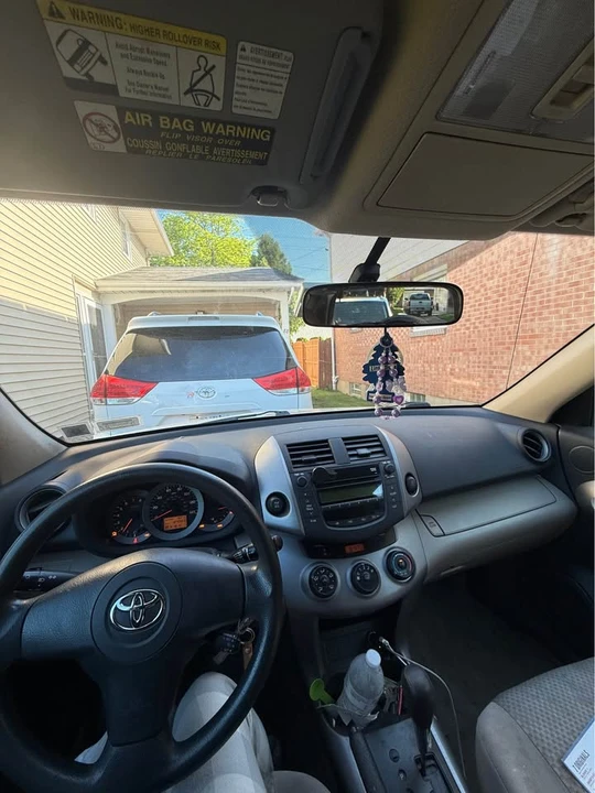 2007 Toyota RAV4 3rd Gen - Image 7 of 11