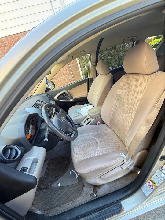 2007 Toyota RAV4 3rd Gen - Image 8 of 11