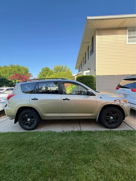 2007 Toyota RAV4 3rd Gen - Image 5 of 11