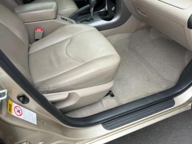 2007 Toyota RAV4 3rd Gen - Image 16 of 18