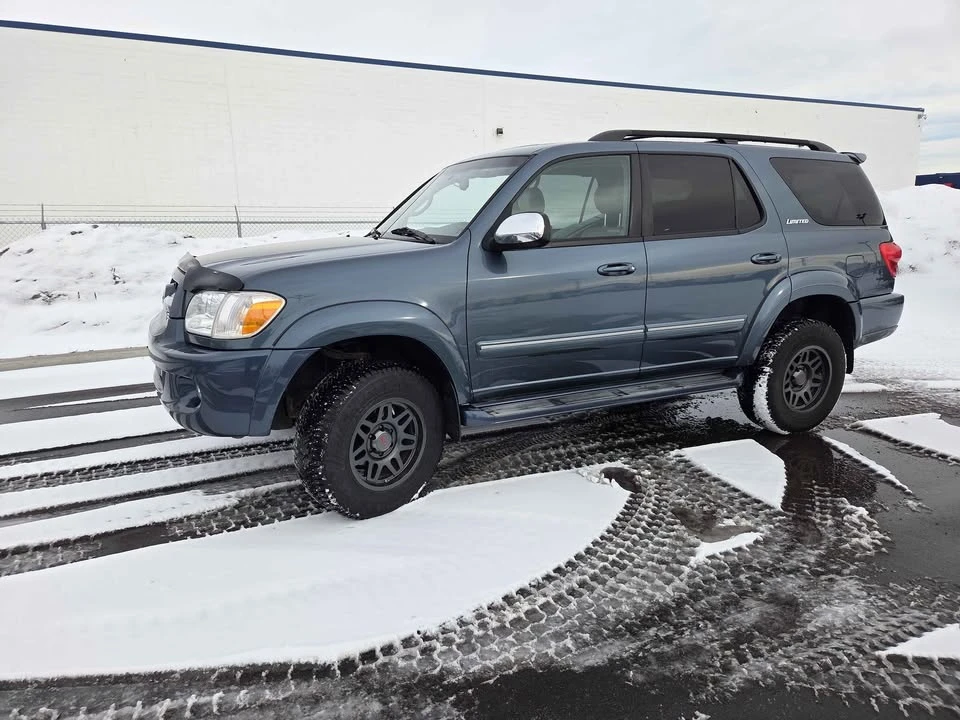 2007 Toyota Sequoia 1st Gen - Image 2 of 8