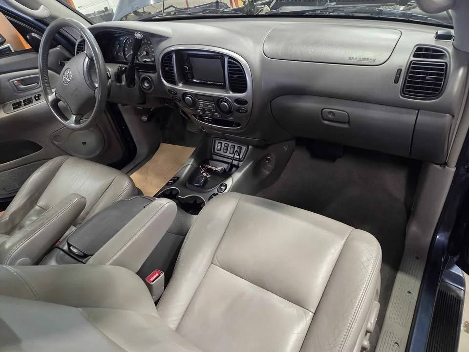 2007 Toyota Sequoia 1st Gen - Image 6 of 8