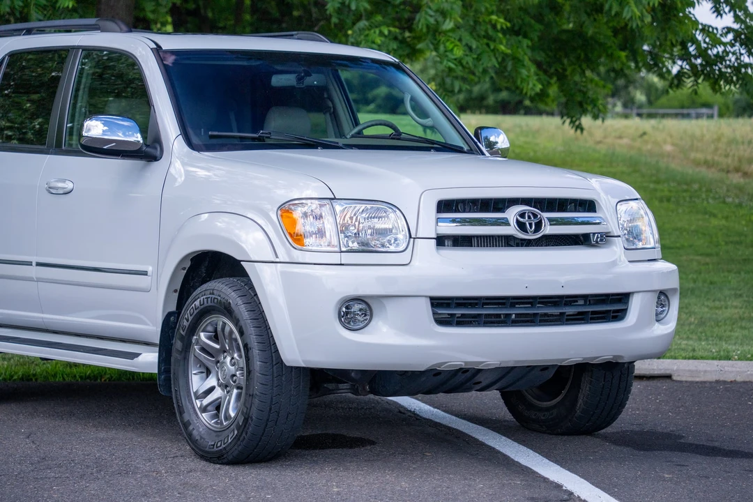 2007 Toyota Sequoia 1st Gen - Image 11 of 31
