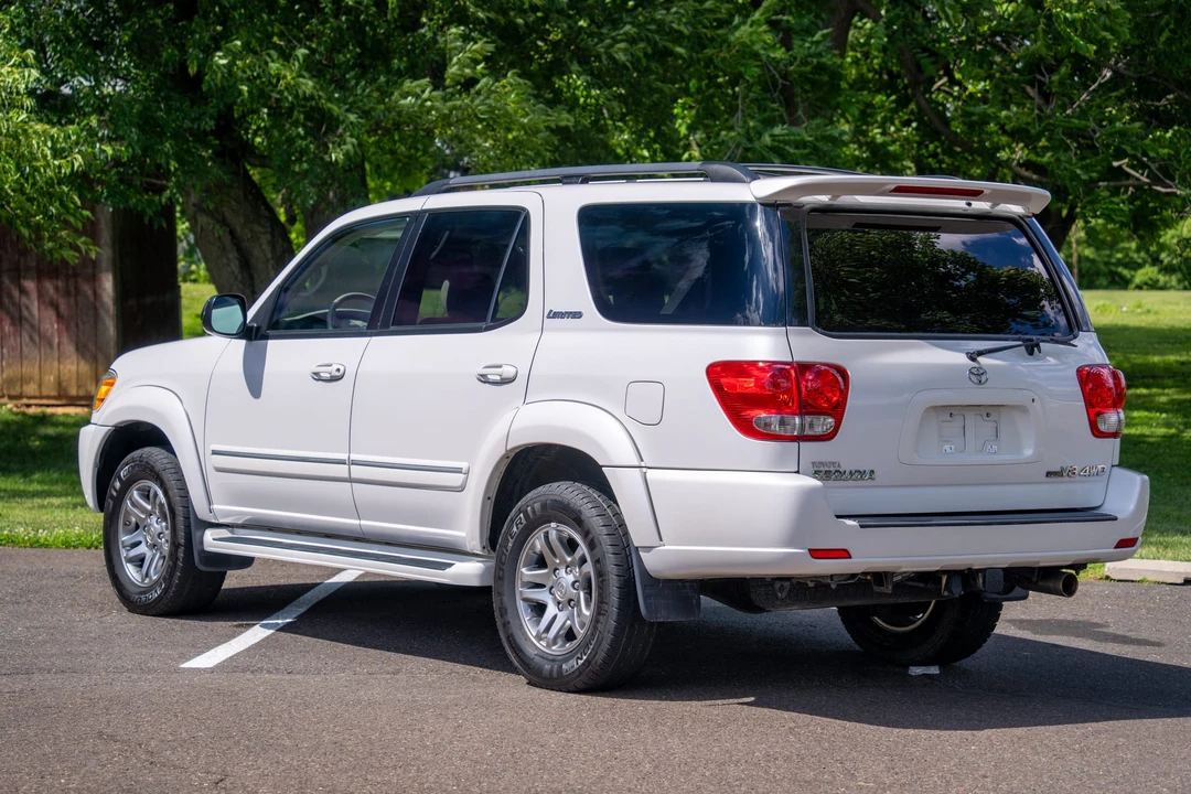 2007 Toyota Sequoia 1st Gen - Image 4 of 31