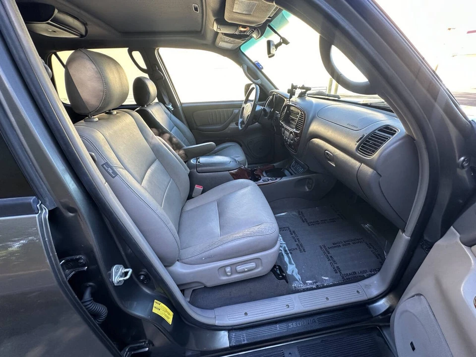 2007 Toyota Sequoia 1st Gen - Image 16 of 21