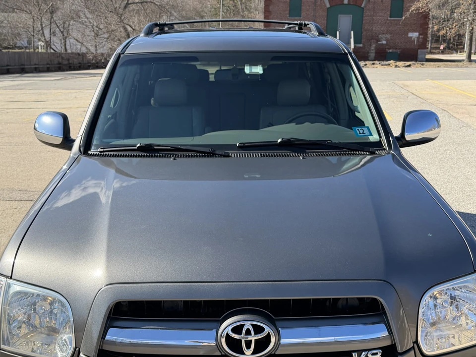 2007 Toyota Sequoia 1st Gen - Image 10 of 31