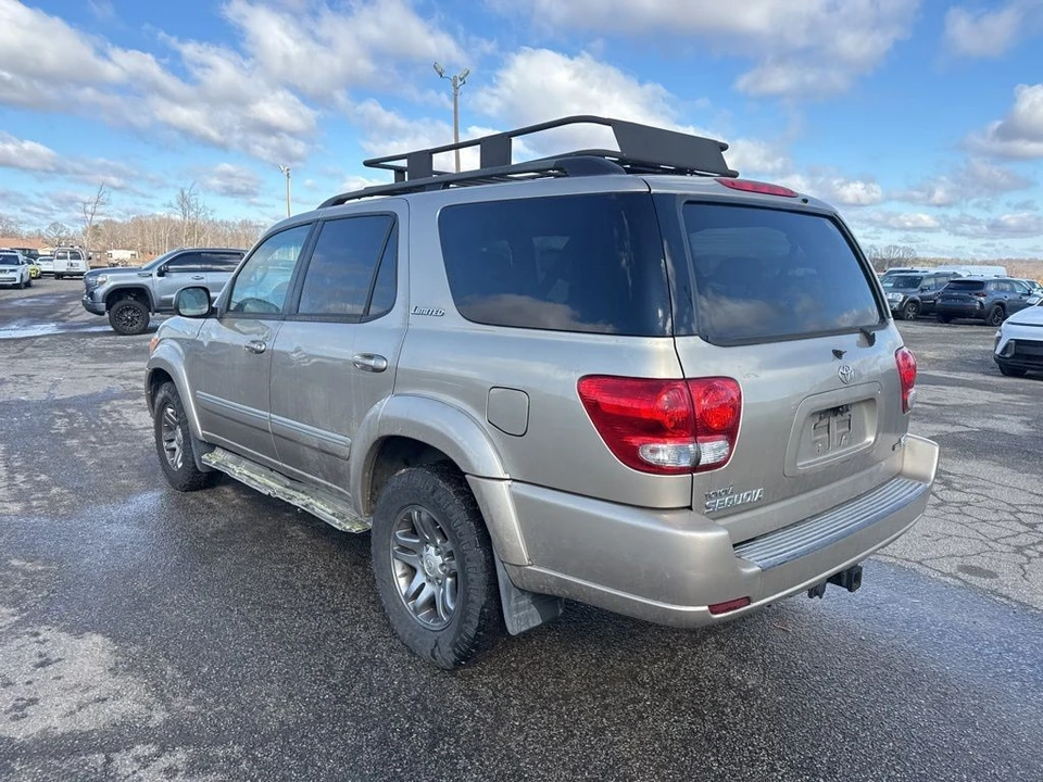 2007 Toyota Sequoia 1st Gen - Image 2 of 8