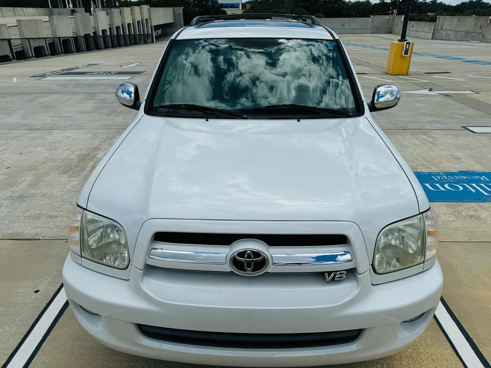 2007 Toyota Sequoia 1st Gen - Image 6 of 31