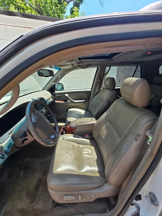 2007 Toyota Sequoia 1st Gen - Image 4 of 10