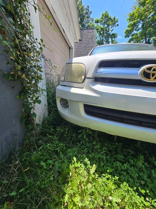 2007 Toyota Sequoia 1st Gen - Image 5 of 10