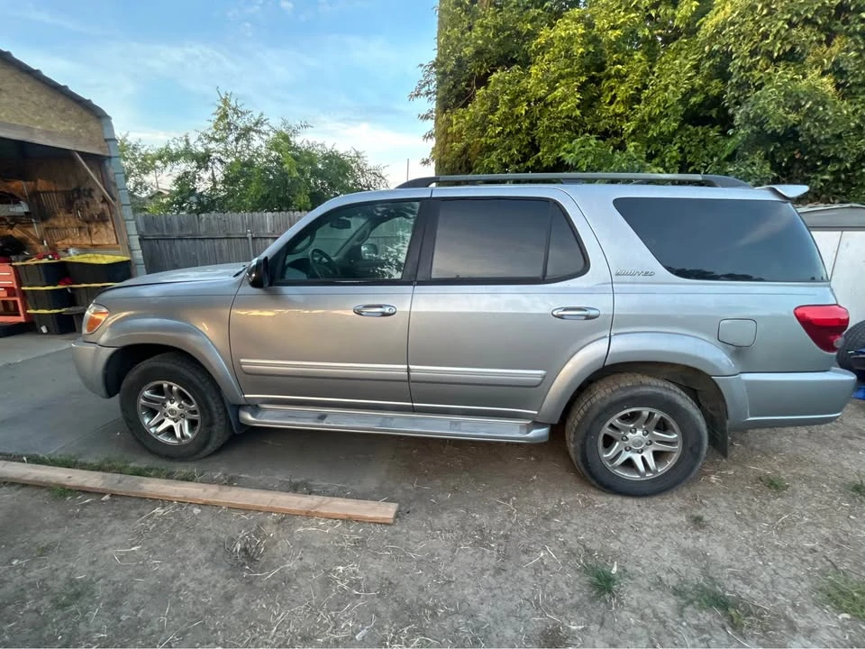 2007 Toyota Sequoia 1st Gen - Image 3 of 5